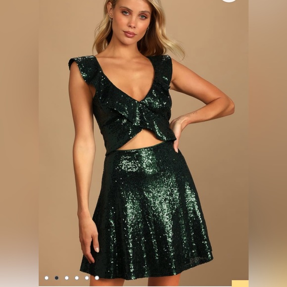 Lulus - Picture 3 of 11